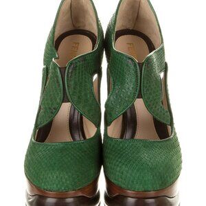 Fendi Green Snakeskin Pumps